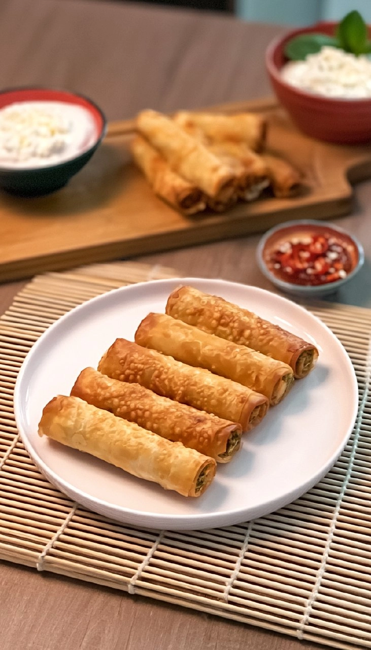 Sigara Börek mit Spinat und Feta